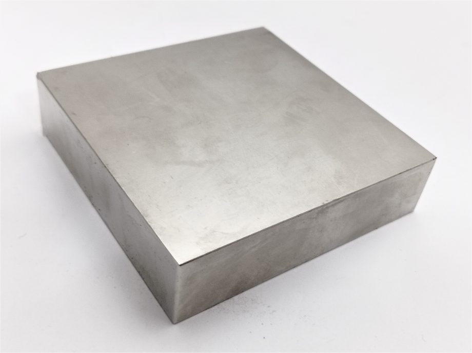 R/E BLOCK 100 x 100 x 25