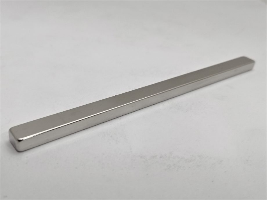 R/E BLOCK 130 x 8 x 5  N42