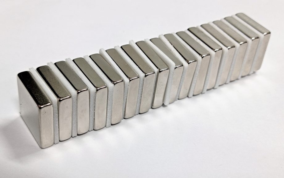 R/E BLOCK20 x 20 x 5 N42 GRADE