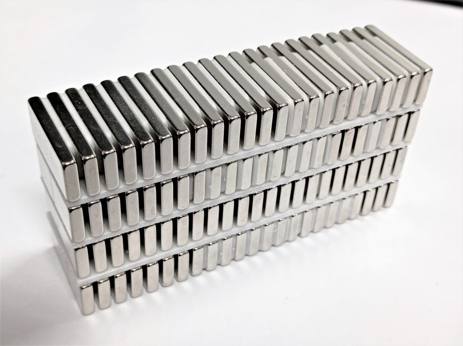 R/E BLOCK25 x 10 x 3 N42 GRADE