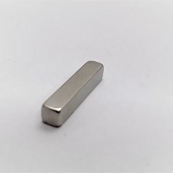 R/E BLOCK 25 x 5 x 5 N42 GRADE