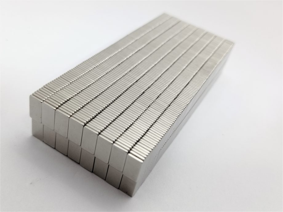 R/E BLOCK 9 x 5 x 1  N42 GRADE