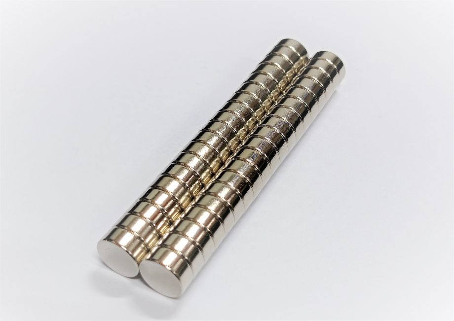 RARE EARTH D10 x 4  N42 GRADE