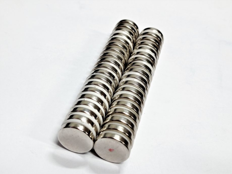 RARE EARTH D15 x 3  N42 GRADE