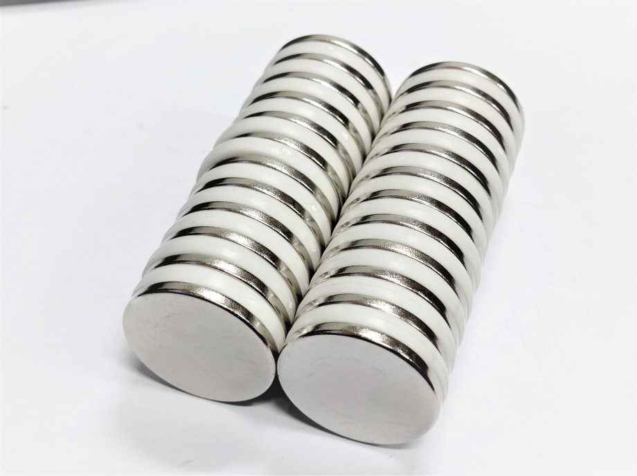 RARE EARTH D30 x 3 N42 GRADE