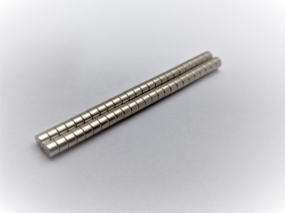 RARE EARTH D3 x 2   N42 GRADE
