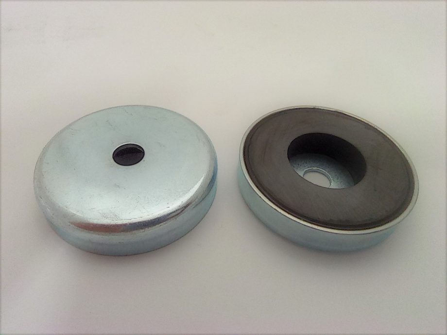 FERRITE CAPPED D50 x 10 x 8