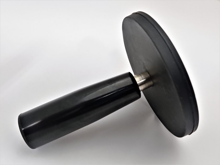 RUBBER BASE POST D88 x 16 x M8