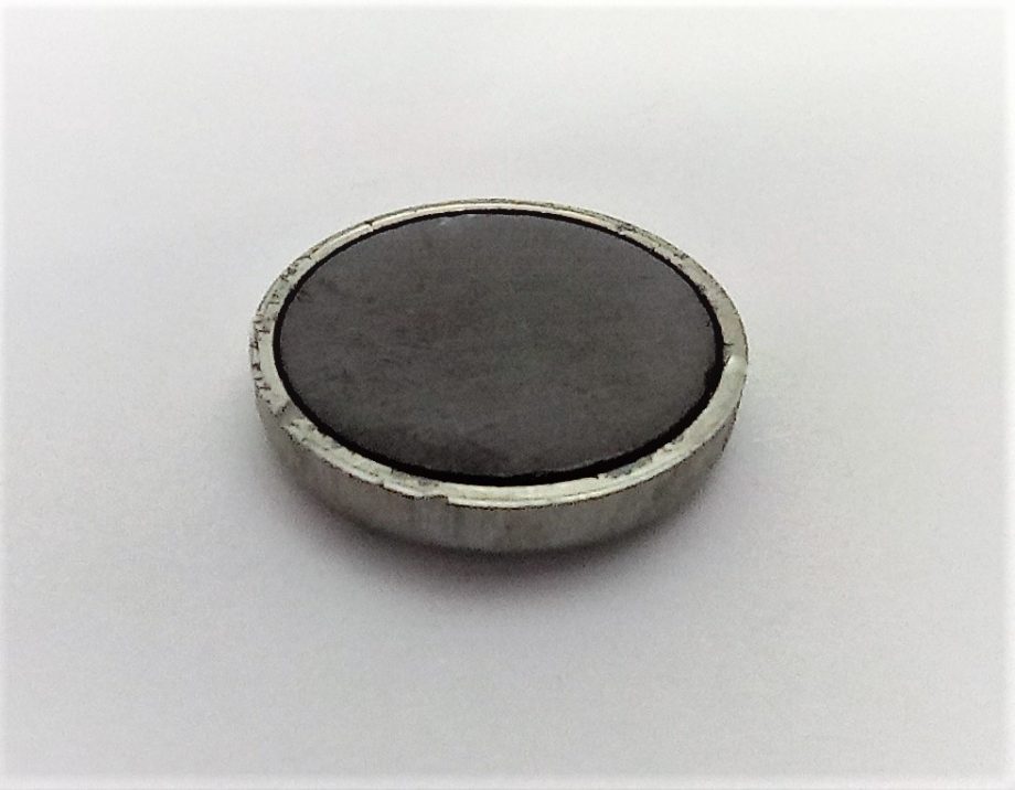 FERRITE CAPPED D20mm x 3
