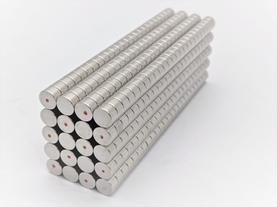 RARE EARTH D7 x 4   N42 GRADE