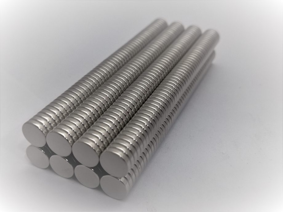 RARE EARTH D9 x 2   N42 GRADE